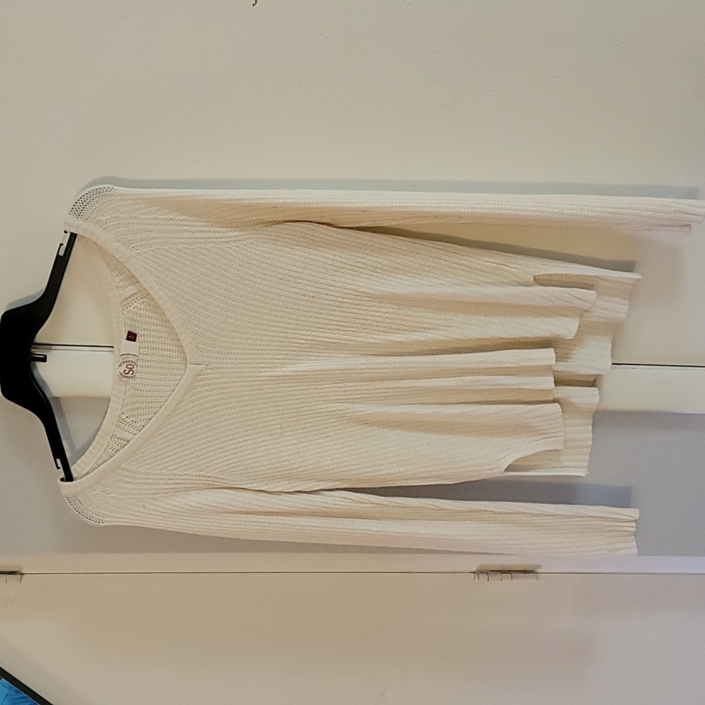 Women's sweater